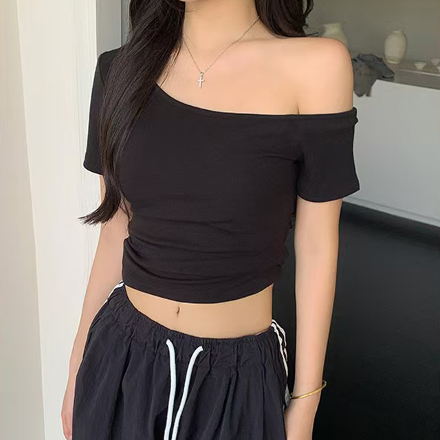 원숄더 크롭티 / 오프숄더 슬림핏 티셔츠 / 섹시 반팔티