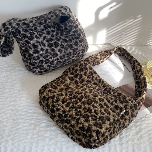  데일리 레오파드 숄더 가방 뽀그리 가을겨울 숄더백